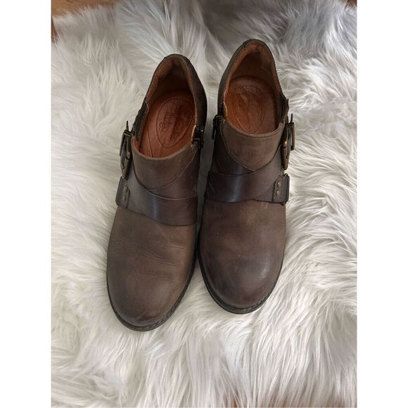 Clark’s brown/gray shoes size 7 m - Picture 1 of 8